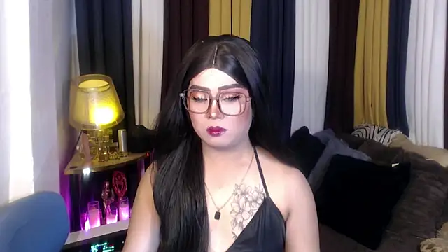 Snapshot of YourSweet-mich chatting on June 8, 2026, 3:01 pm YourSweet-mich online show from June 8, 2026, 3:01 pm