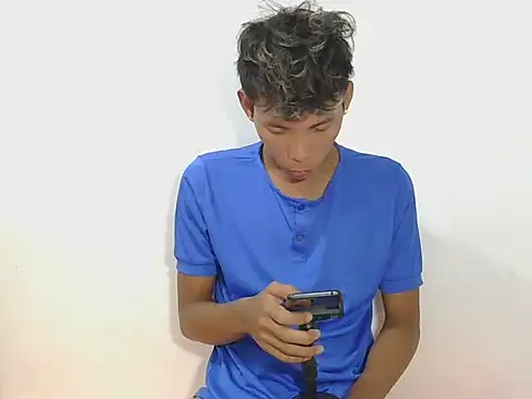 isanxxx online show from October 15, 2025, 1:39 am