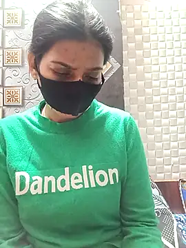 Hot Jaanvi  online show from December 19, 2025, 6:26 pm