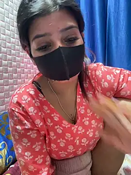 Hot Jaanvi  online show from March 19, 2026, 7:23 am
