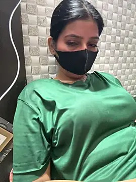 Hot Jaanvi  online show from April 28, 2026, 3:50 pm