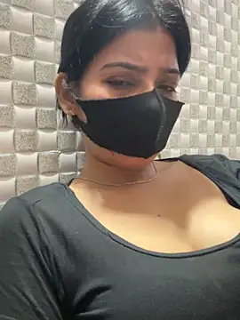 Hot Jaanvi  online show from June 17, 2026, 7:11 am