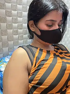Hot Jaanvi  online show from July 23, 2026, 3:43 pm