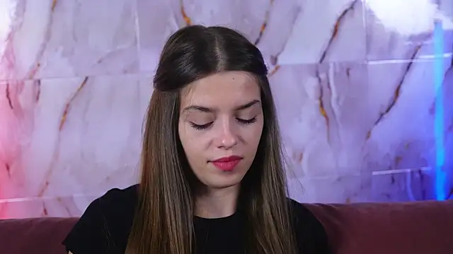 sukie spooky online show from October 3, 2025, 6:10 am