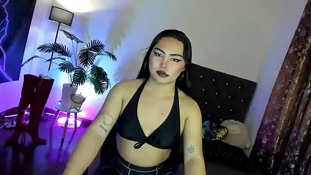 Unique Maya online show from March 19, 2026, 2:15 am