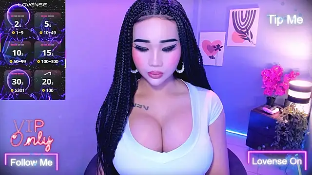 Snapshot of TriciaCumLoader chatting on January 15, 2026, 6:29 am TriciaCumLoader online show from January 15, 2026, 6:29 am