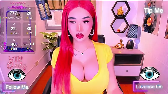 TriciaCumLoader online show from April 30, 2026, 12:50 am