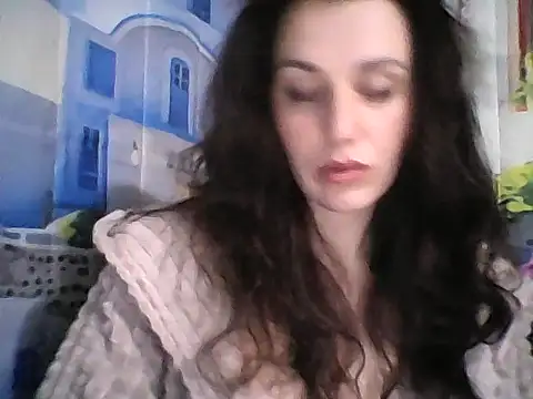 Qinini online show from February 7, 2026, 9:07 pm