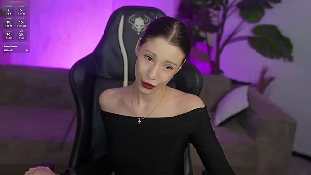 Snapshot of Selena_Glow chatting on February 20, 2026, 6:26 am Selena Glow online show from February 20, 2026, 6:26 am