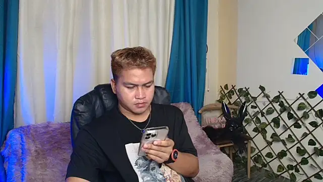 Snapshot of Asian_jayeel chatting on June 6, 2026, 12:38 am Asian jayeel online show from June 6, 2026, 12:38 am