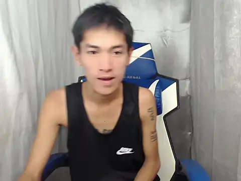 Snapshot of riks_tyler chatting on May 25, 2026, 9:59 am riks tyler online show from May 25, 2026, 9:59 am