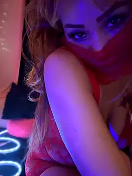 Snapshot of Miss_June666 chatting on July 12, 2026, 3:25 pm Miss June666 online show from July 12, 2026, 3:25 pm