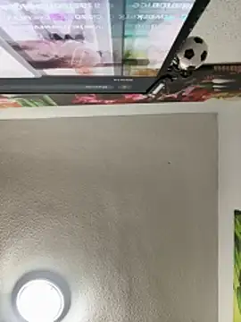 Snapshot of aavrdvh33 chatting on October 31, 2025, 9:38 pm aavrdvh33 online show from October 31, 2025, 9:38 pm