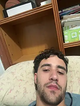 aavrdvh33 online show from January 17, 2026, 3:44 am