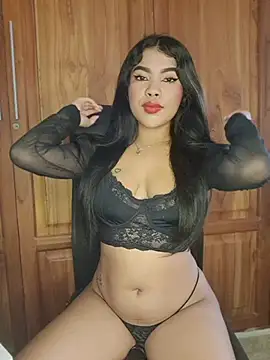 Snapshot of Michell_em chatting on June 24, 2026, 6:18 pm Michell em online show from June 24, 2026, 6:18 pm