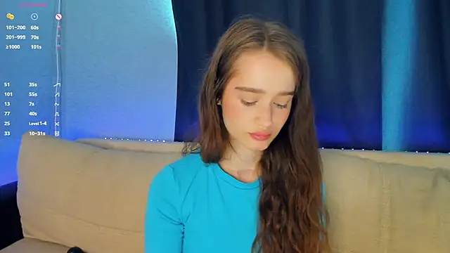 Snapshot of lovelyalivia chatting on May 27, 2026, 8:33 am lovelyalivia online show from May 27, 2026, 8:33 am
