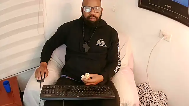 Snapshot of King_Malik chatting on September 11, 2025, 1:11 pm King Malik online show from September 11, 2025, 1:11 pm