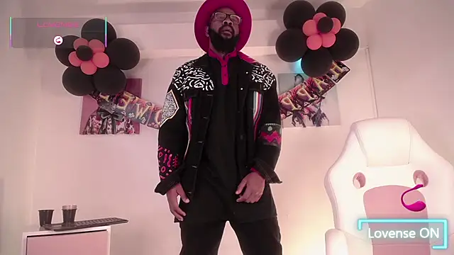 Snapshot of King_Malik chatting on October 14, 2025, 1:45 pm King Malik online show from October 14, 2025, 1:45 pm