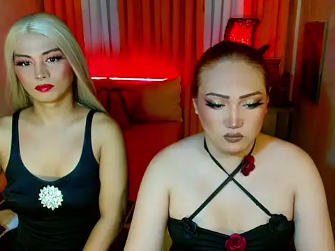 LillyLoveYou online show from July 17, 2026, 2:24 pm
