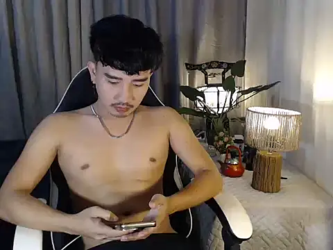 Snapshot of cute_richard24 chatting on December 18, 2025, 3:01 am cute richard24 online show from December 18, 2025, 3:01 am