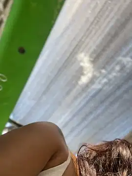 Snapshot of Kaily_Sweet16 chatting on October 14, 2025, 5:47 pm Kaily Sweet16 online show from October 14, 2025, 5:47 pm