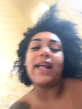 Snapshot of morenaluaa chatting on October 13, 2025, 4:51 pm morenaluaa online show from October 13, 2025, 4:51 pm