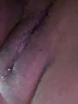 Snapshot of morenaluaa chatting on December 15, 2025, 12:31 pm morenaluaa online show from December 15, 2025, 12:31 pm