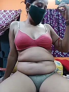 Hotpuja25 online show from June 29, 2026, 1:44 pm