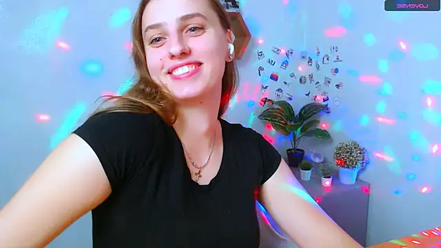 Snapshot of AmandaDimond_ chatting on October 27, 2025, 1:26 pm AmandaDimond online show from October 27, 2025, 1:26 pm