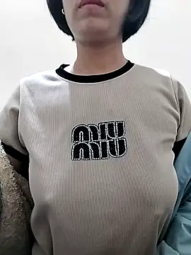 love sexy090 online show from March 5, 2026, 11:56 pm