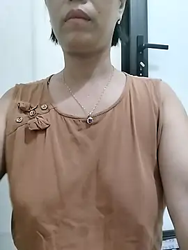 Snapshot of love_sexy090 chatting on June 17, 2026, 12:02 am love sexy090 online show from June 17, 2026, 12:02 am