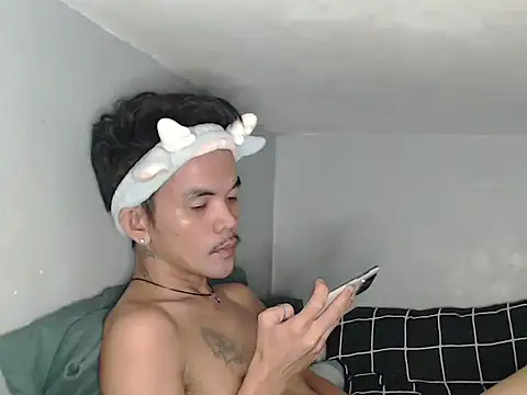 Natsboii online show from April 28, 2026, 10:59 pm