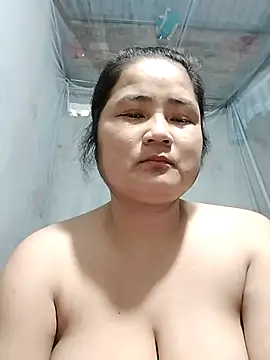 Snapshot of BigBoobs186 chatting on September 27, 2025, 3:28 pm BigBoobs186 online show from September 27, 2025, 3:28 pm