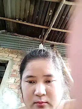 Snapshot of BigBoobs186 chatting on November 8, 2025, 1:28 am BigBoobs186 online show from November 8, 2025, 1:28 am