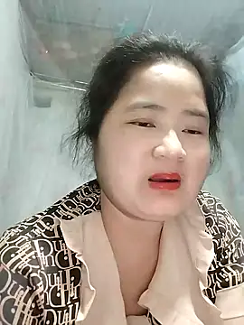 Snapshot of BigBoobs186 chatting on November 11, 2025, 1:33 pm BigBoobs186 online show from November 11, 2025, 1:33 pm