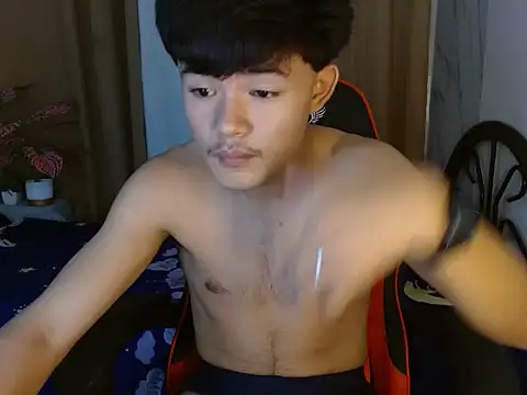 YourNaughtyTwink 69 online show from April 29, 2026, 8:15 pm