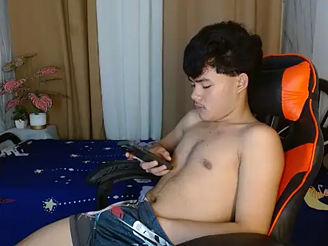 YourNaughtyTwink 69 online show from April 30, 2026, 8:04 pm