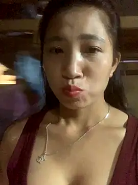 Snapshot of ThiHa003 chatting on September 23, 2025, 9:56 am ThiHa003 online show from September 23, 2025, 9:56 am