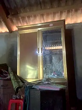 Snapshot of ThiHa003 chatting on October 11, 2025, 4:01 am ThiHa003 online show from October 11, 2025, 4:01 am