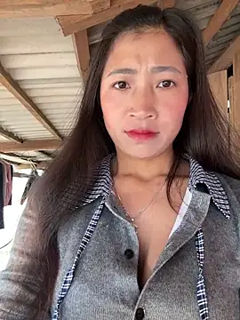 Snapshot of ThiHa003 chatting on December 22, 2025, 3:36 am ThiHa003 online show from December 22, 2025, 3:36 am