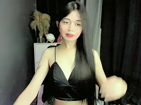 LexiLove online show from November 5, 2025, 1:33 pm