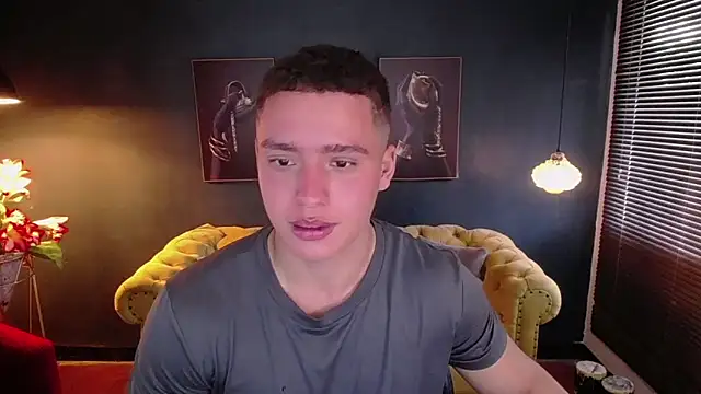 Snapshot of deivid_parker chatting on May 25, 2026, 1:28 pm deivid parker online show from May 25, 2026, 1:28 pm