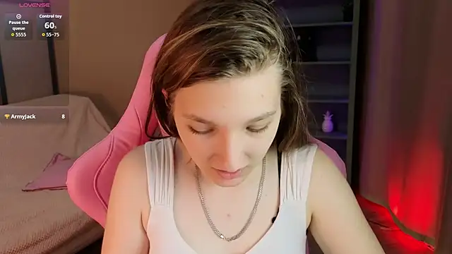 Snapshot of Mia_Myles chatting on September 19, 2025, 10:16 am Mia Myles online show from September 19, 2025, 10:16 am