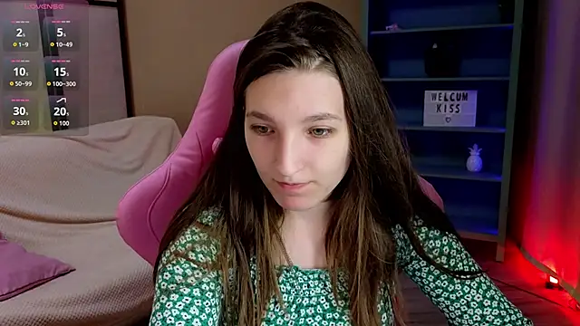 Snapshot of Mia_Myles chatting on September 30, 2025, 10:20 am Mia Myles online show from September 30, 2025, 10:20 am