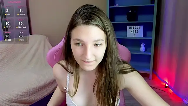 Snapshot of Mia_Myles chatting on October 1, 2025, 10:10 am Mia Myles online show from October 1, 2025, 10:10 am