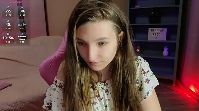 Snapshot of Mia_Myles chatting on October 4, 2025, 10:13 am Mia Myles online show from October 4, 2025, 10:13 am