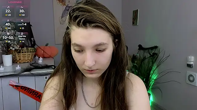 Snapshot of Mia_Myles chatting on October 25, 2025, 10:23 am Mia Myles online show from October 25, 2025, 10:23 am