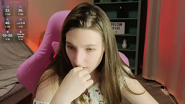 Snapshot of Mia_Myles chatting on November 11, 2025, 10:15 am Mia Myles online show from November 11, 2025, 10:15 am