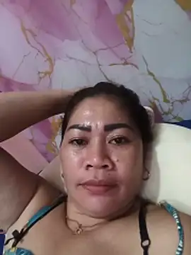 sexybitch 02 online show from May 13, 2026, 9:28 am