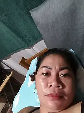 sexybitch 02 online show from June 17, 2026, 12:50 pm